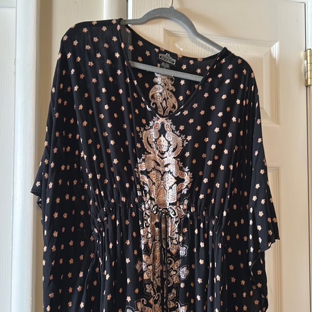 Women’s blouse/beach cover up cinched waist
